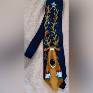 Hallmark Men’s tie Reindeer Antlers Christmas Lights Holiday Gift Tie